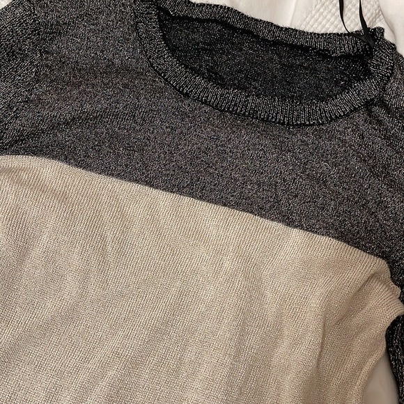 Glittery long sleeve sweater - Picture 2 of 3